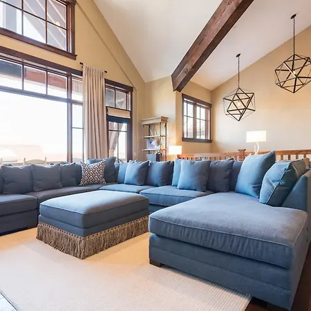 Silver Star #20 - 4 Bed Cottage +Spa